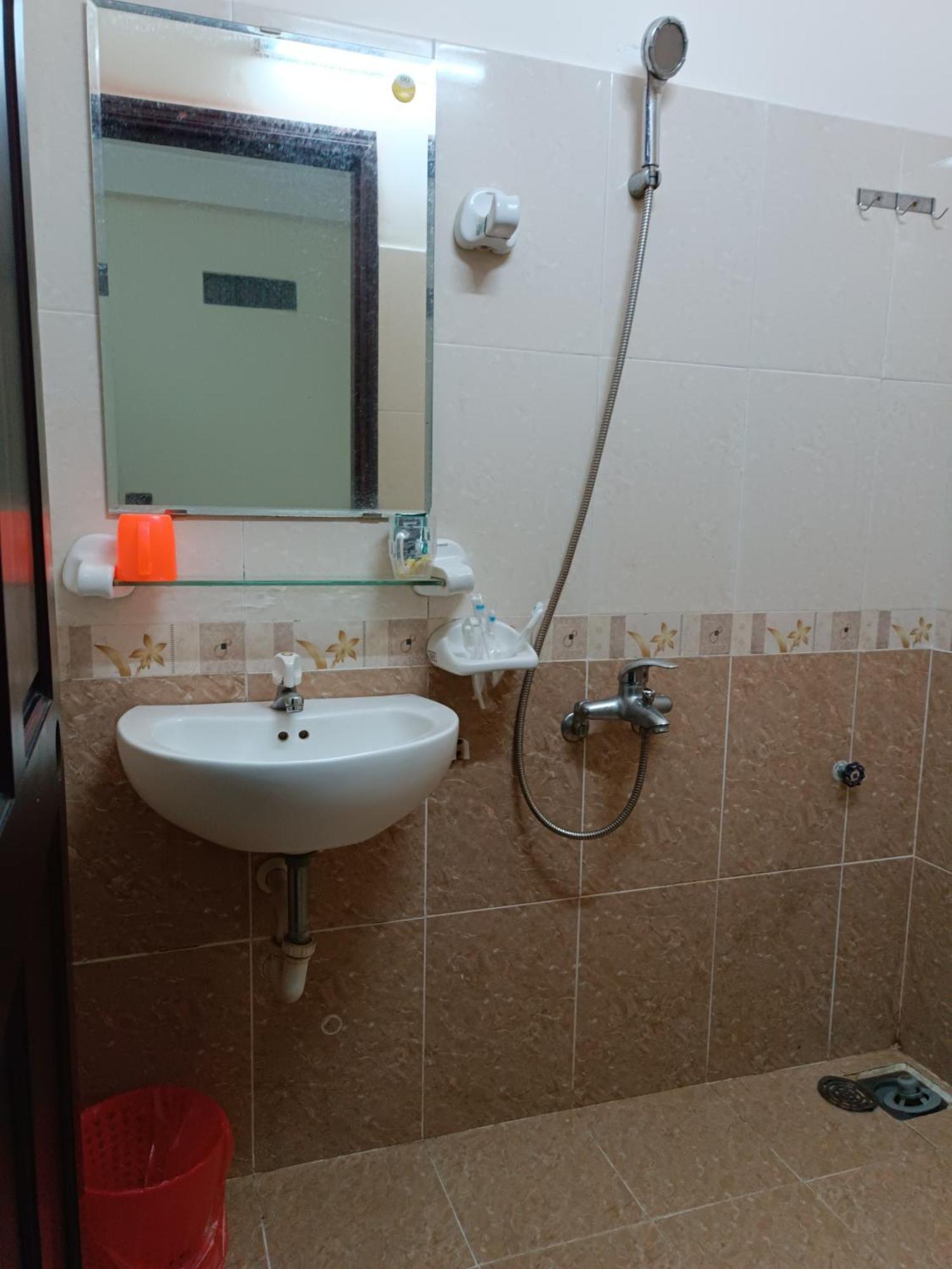 Oyo 1171 Tay Hai Hotel 岘港 外观 照片